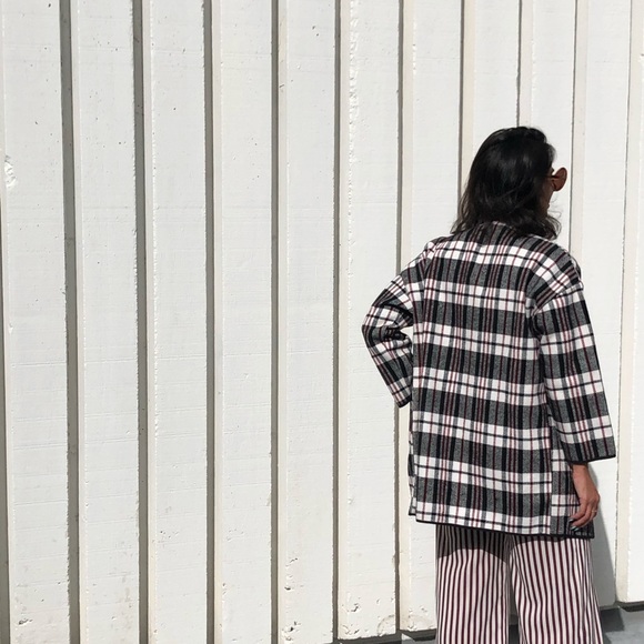 Parisian Spring Tweed Jacket - Picture 2 of 9